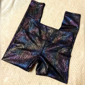 NWOT!! ZYIA Black Vertical Mirage Light n Tight